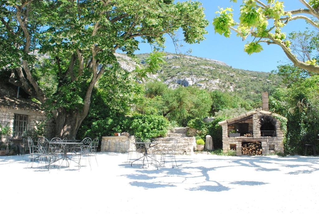 Bastide De La Lezardiere Fontaine-de-Vaucluse Exteriör bild